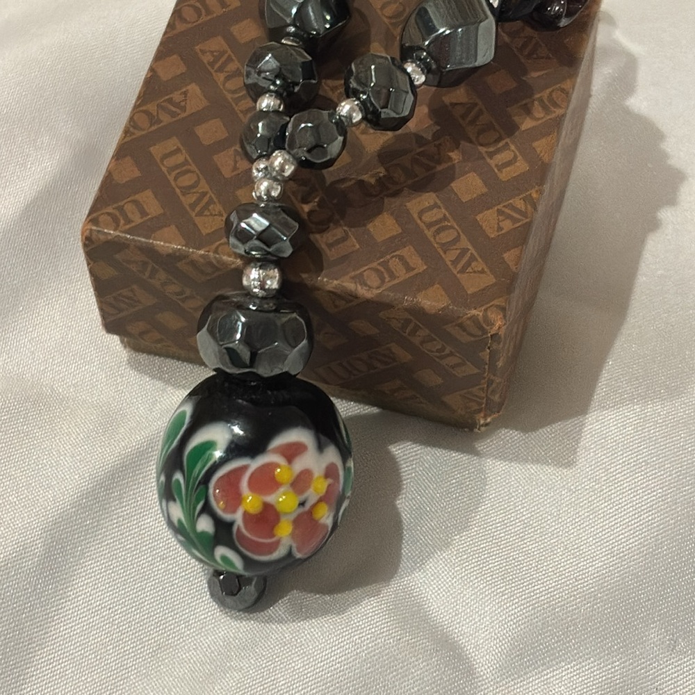 Exquisite bead necklace. - Picture 5 of 8